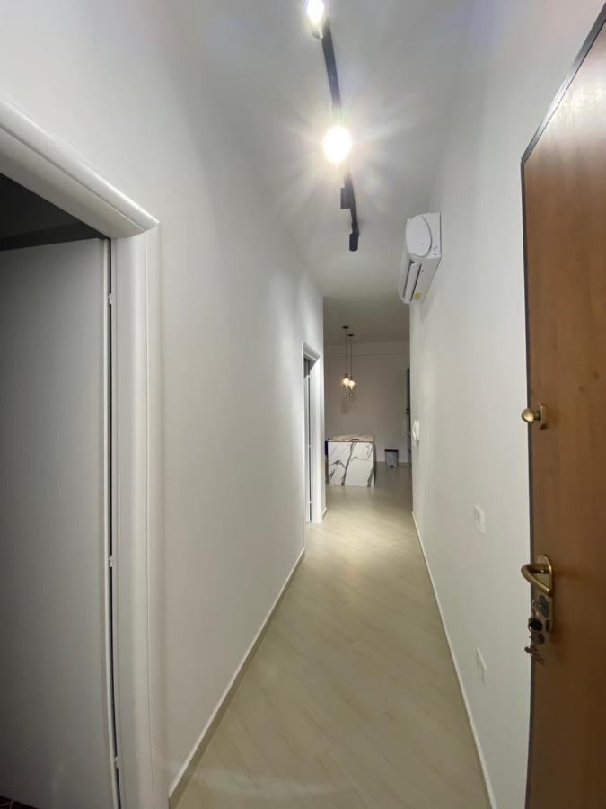 Enid Apartment Vlorë エクステリア 写真